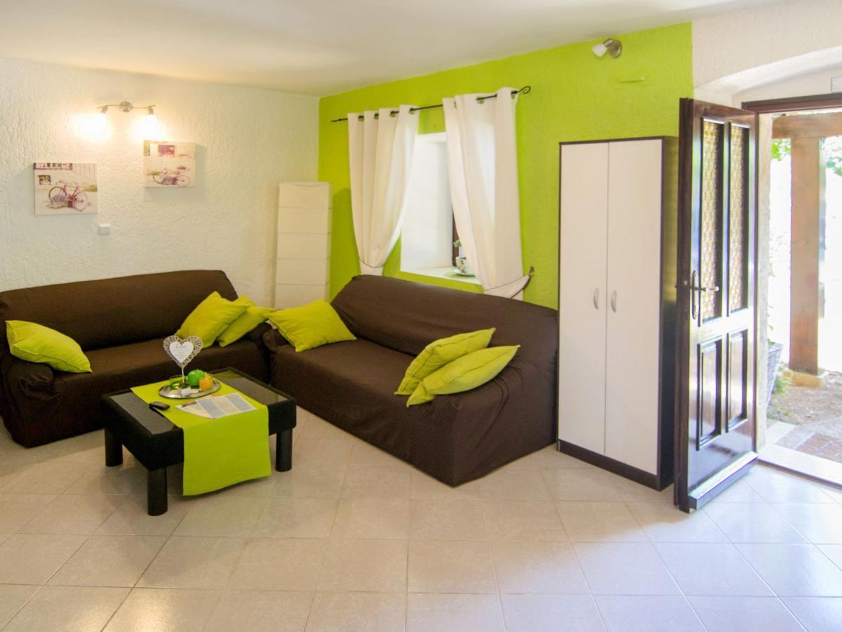 Holiday Home Sara - Prc136 By Interhome Porec Bagian luar foto